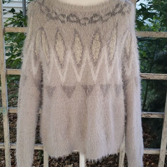 LC Lauren Conrad Women's Cozy Sweater Size Medium - Picture 8 of 8